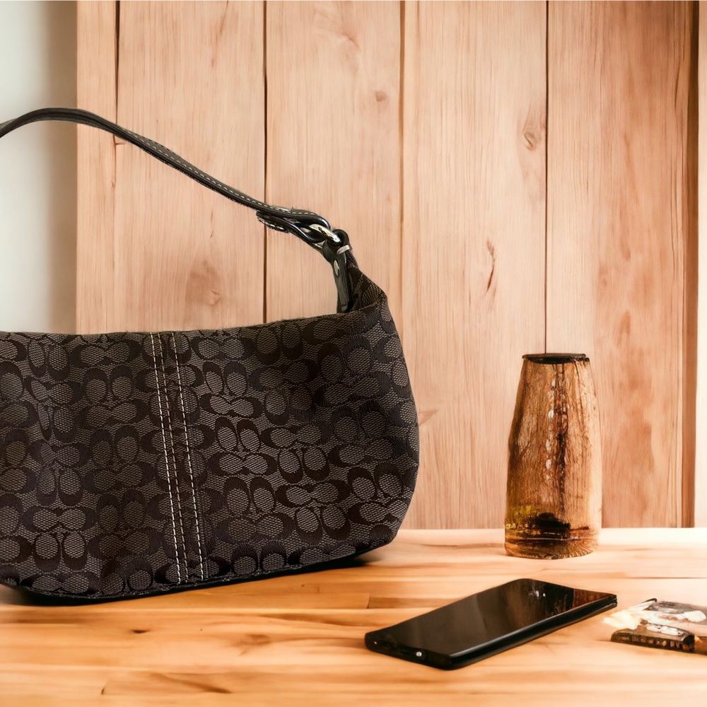 Coach small handbag- brown